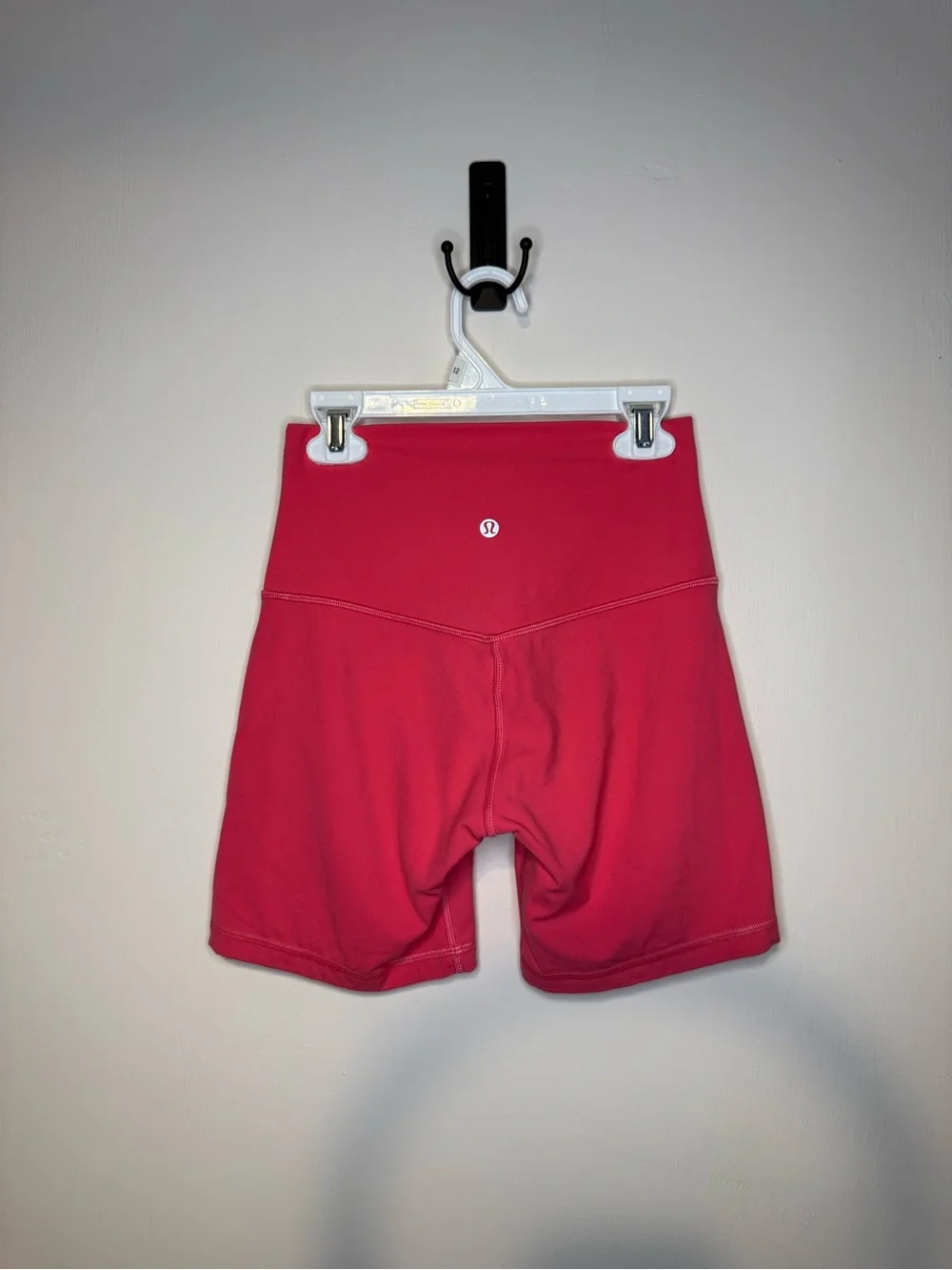 Lululemon Women’s Align High-Rise Short 6
